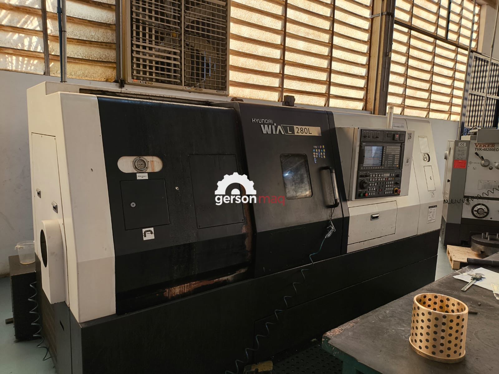 TORNO CNC HYUNDAI WIA L280L ANO 2012 - Ø 410 x 1070 mm